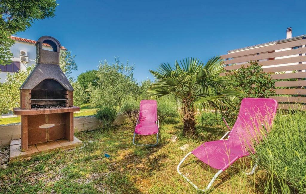 Holiday Apartment Boko Pinezici  Exterior photo